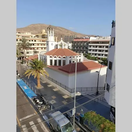 Los Cristianos Town With Wi-fi * Los Cristianos (Tenerife)